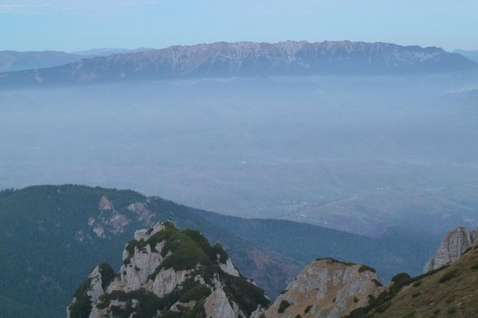 Carpathians in Romania: Piatra Craiului National Park with native Spanish guide. - The climb to Curmatura Cabin at 1,470 meters