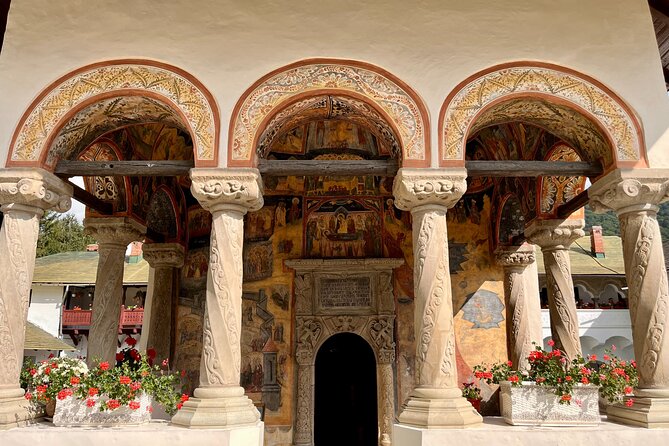 Castles Tours from Brasov - Guide quality and group size