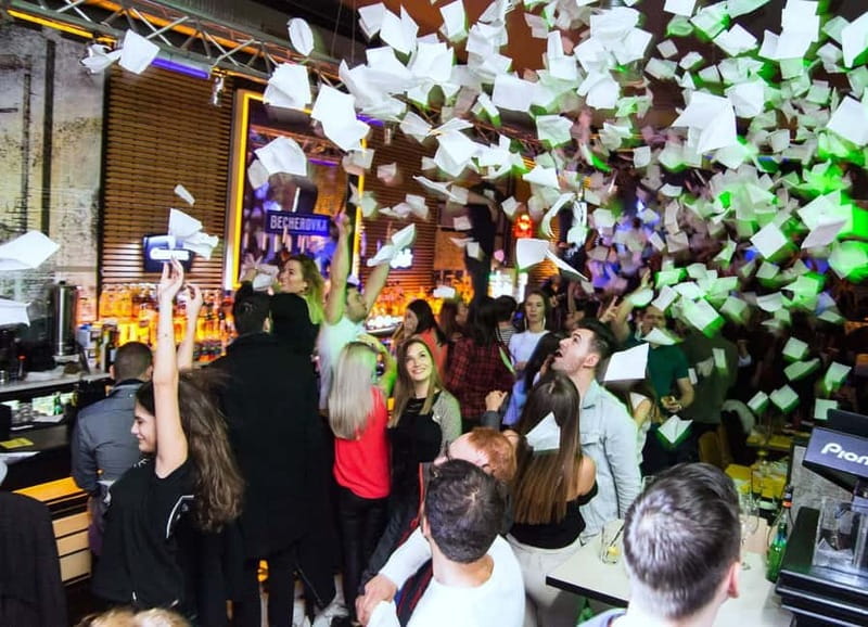 Cluj-Napoca: Weekend Pub Crawl - Stop two: changing the mood