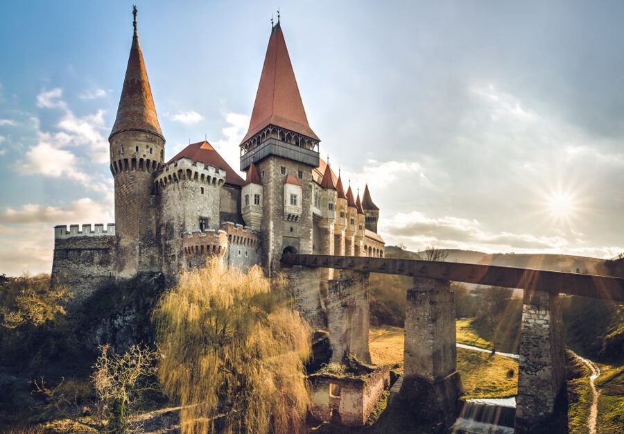 Cluj: Turda Salt Mine, Corvin Castle, Alba Carolina Tour - Why these three Transylvanian sights work together