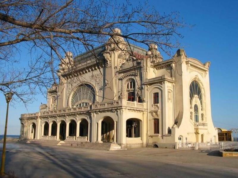 Constanta: Full Day Tour from Bucharest to the Black Sea - The aquarium closure and changing attractions