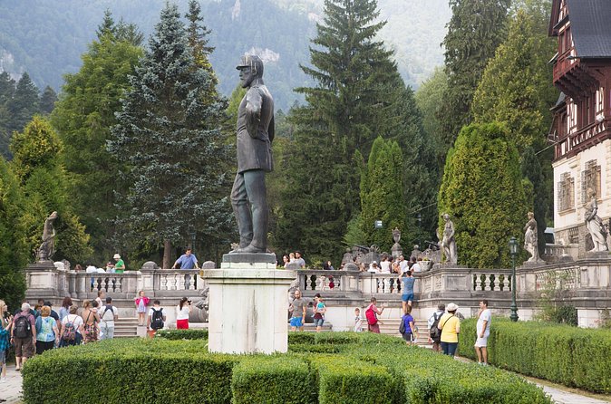 Count Dracula & Peles Castle in One Day from Bucharest - Pace, group size, and comfort