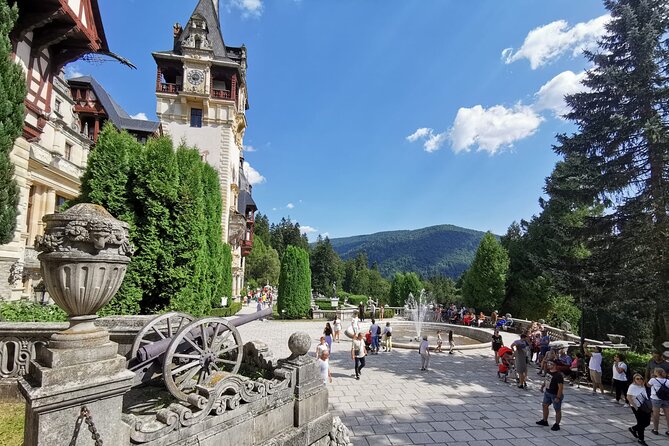 Day trip from Bucharest to Brasov, Peles & Dracula's Castle - Peles Castle: Romania’s royal retreat