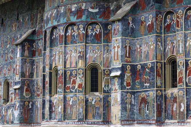 Day trip from Iasi to the UNESCO Painted Monasteries in Bucovina - What the private vehicle changes