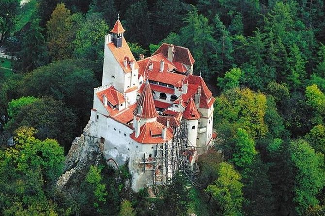 Dracula and Peles Castles Premium Tour with Hotel pick-up - Why this Bucharest day trip takes all day