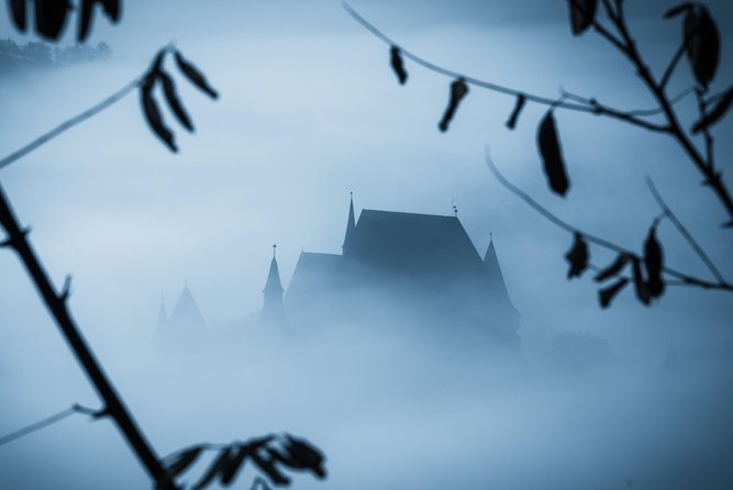 Dracula beyond the legend: 8-day private tour in Transilvania - Day 1: Bucharest’s parliament and Vlad’s old court