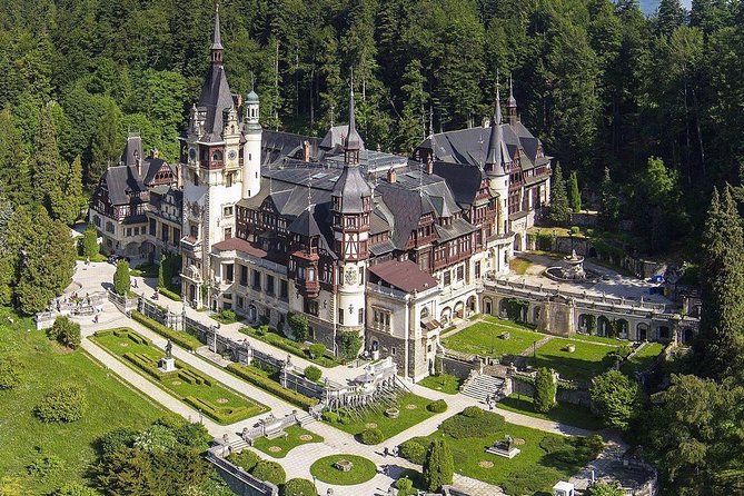 Dracula Castle, Peles Castle & Brasov-Private Tour from Bucharest - Peleș Castle, Romania’s lavish mountain retreat