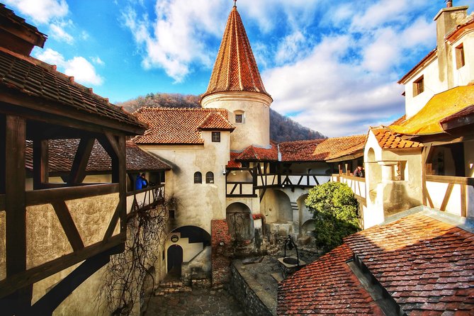 DRACULA CITY BREAK Bran Castle, Peles Castle Sinaia, Brasov City - The House of Dracula Hotel and the value of staying two nights