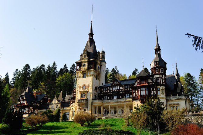 Dracula's Castle & Peles Palace Tour from Bucharest Including Brasov Old Town - Peles Palace in Sinaia