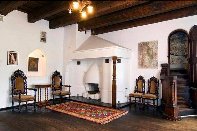 Dracula's Castle - Private Tour with Peleș Castle and Brașov city - What the private format really adds