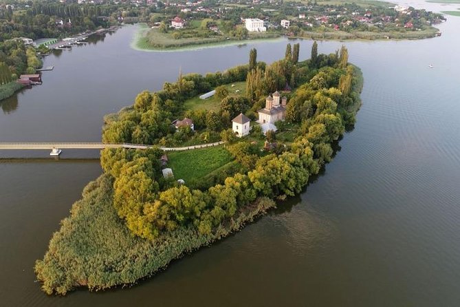 Dracula's Tomb and Mogosoaia Palace, Private Tour from Bucharest - Snagov Monastery and the Dracula legend