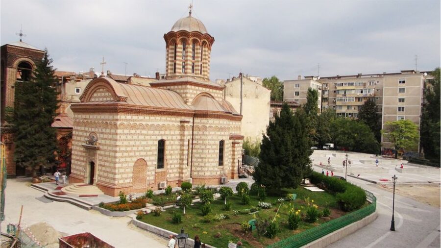 Eastern Orthodox Church Art in Bucharest - Saint George Km0 and a major Romanian painter