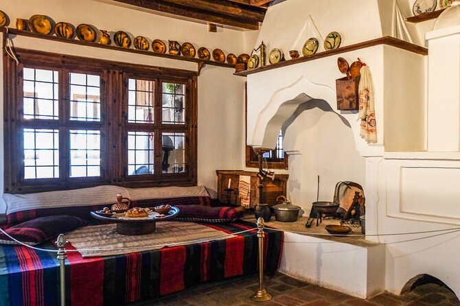 Explore Northern Bulgaria Day Trip from Bucharest - Guides, pace, and the small details that matter