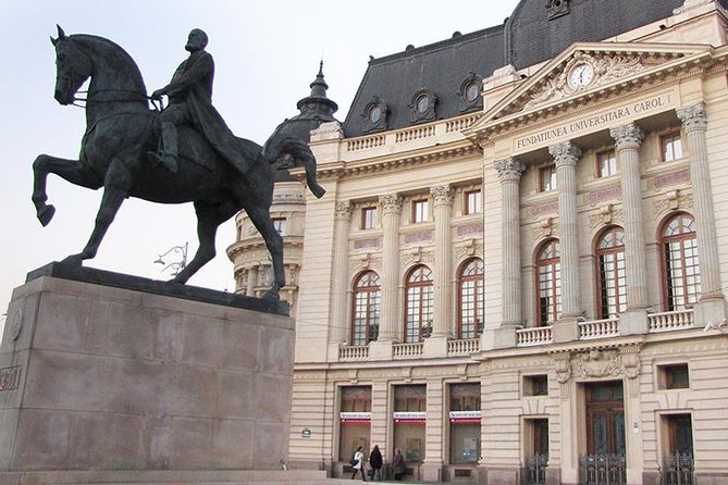 Extended Walking Tour of Bucharest - Romania in one hour at the National Village Museum