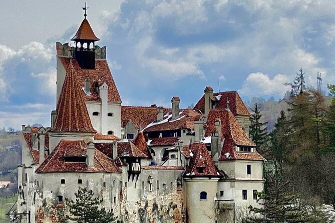 From Brasov: Small-group tour Bran, Rasnov, and Peles Castles - Bran Castle: atmosphere, legend, and crowded rooms
