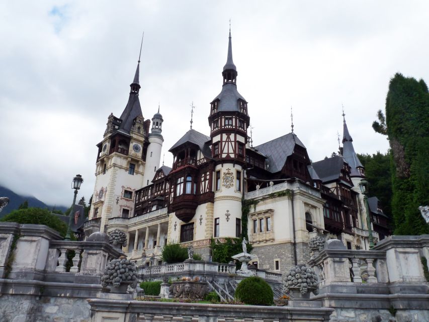 From Brasov: Tour of Castles and Surrounding Area - Who should book this outing