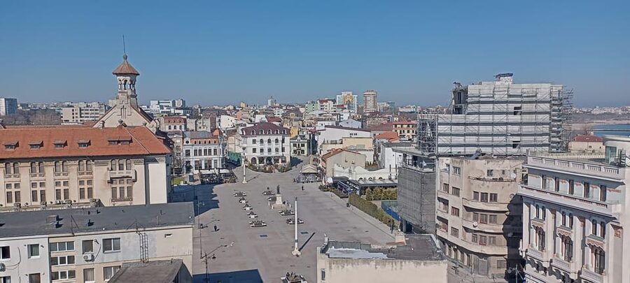 From Bucharest: Black Sea Constanța Day Tour - Seafood, swimming, and personal spending