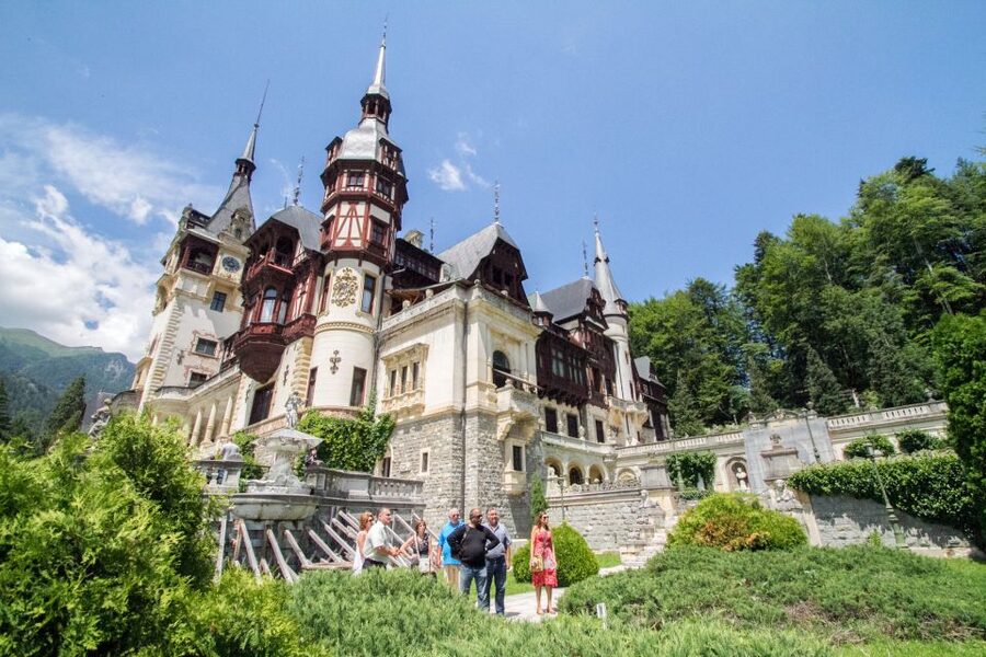 From Bucharest: Brasov Peles & Dracula's Castle Day Tour - Peles Castle and the royal road through Sinaia