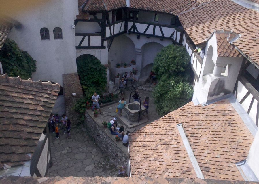From Bucharest: Day Trip to Dracula and Peles Castle - Why this Bucharest day trip works