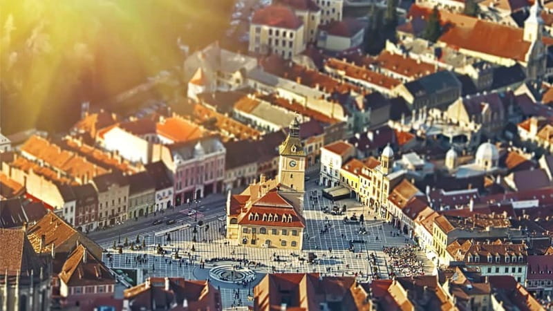 From Bucharest: Dracula's castle, Peles Castle and Brasov - Sinaia and the royal setting of Peleș Castle