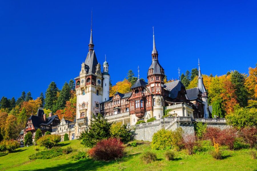 From Bucharest: Peleș and Bran Castles Private Tour - Peleș Castle in Sinaia: the day’s strongest stop