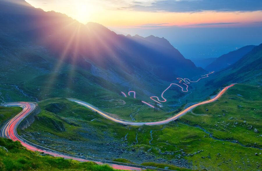 From Bucharest: Private Transfagarasan Highway Day Tour - From Bucharest into the Arges countryside