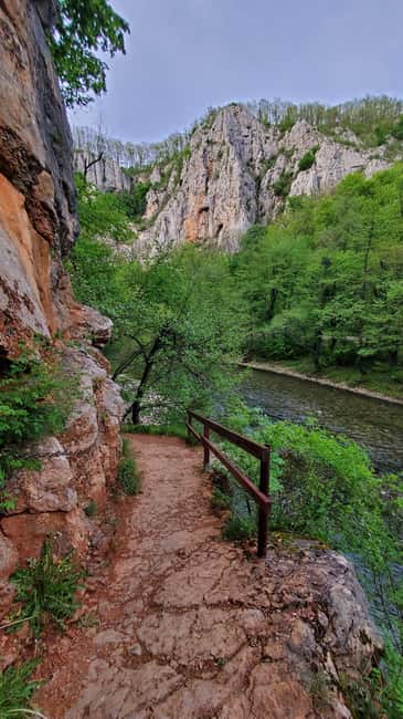From Cluj: Gorges of Crisul Repede River - Leaving Cluj and reaching the trail