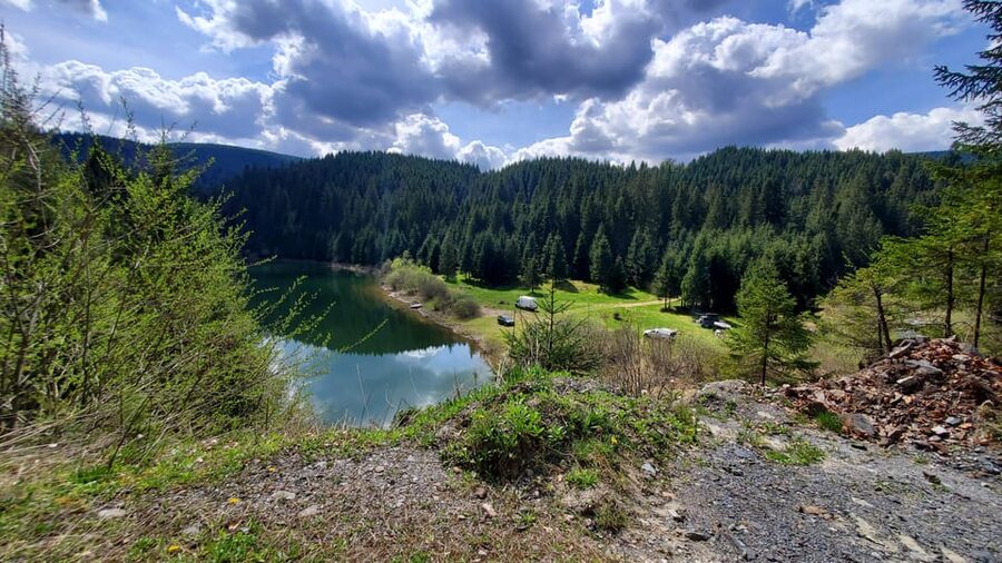 From Cluj: Mountain Bike around Lake Dragan - Why Lake Dragan works so well by mountain bike