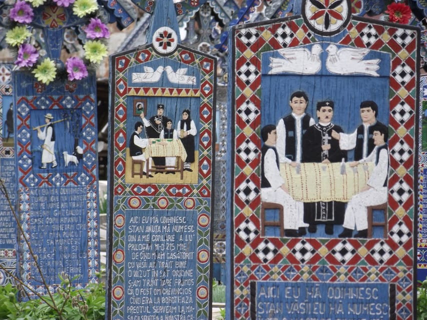 From Cluj-Napoca: Maramures Day Tour - Surdesti and the art of Maramureș wood
