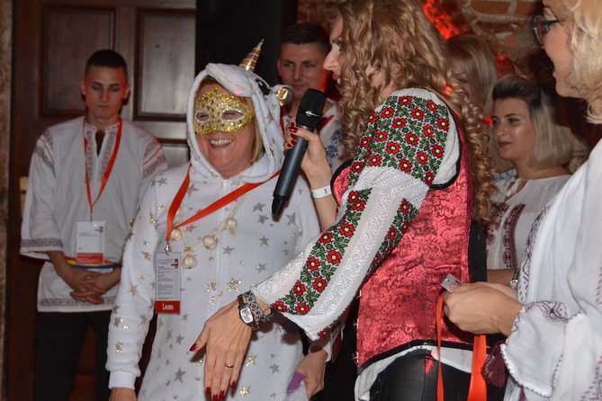 Halloween tour with 2 Halloween parties one at Bran Castle - Food, drinks, and practical comfort
