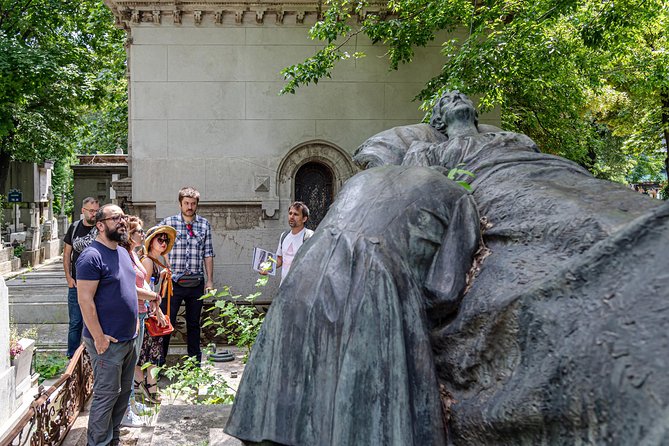 Hidden charms of Mahallopolis - Who should book Hidden charms of Mahallopolis
