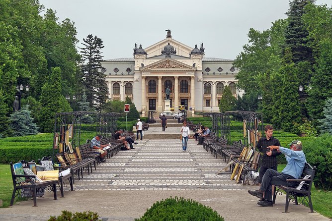 Iasi City Tour - What the private guide adds