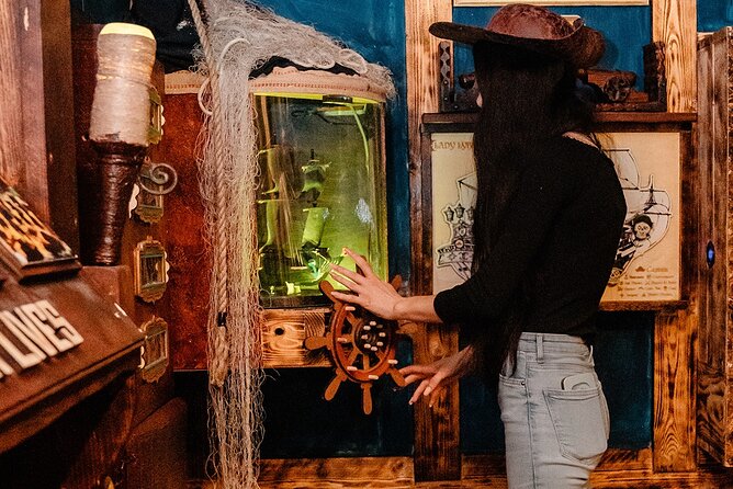 Legend of Skull Island Immersive Escape Room Experience - What makes this room different from a standard escape game