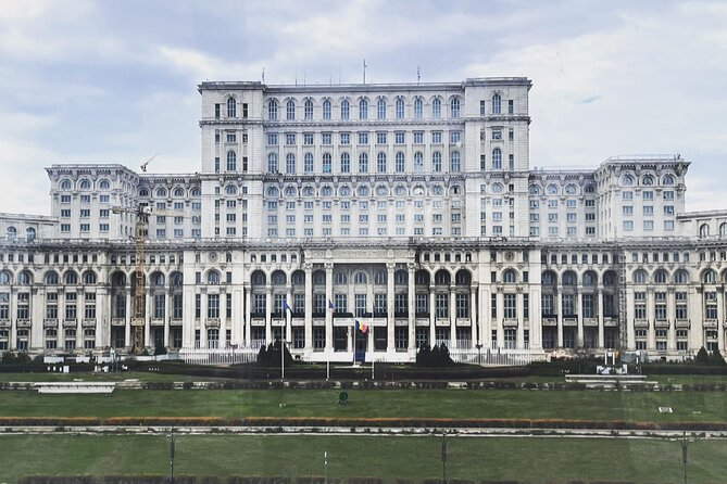 Life in Communism - Piața Revoluției and the human story of change