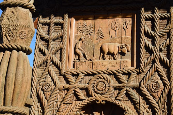 Maramures best, full day tour from Cluj - Surdesti Wooden Church and the first lesson in local building