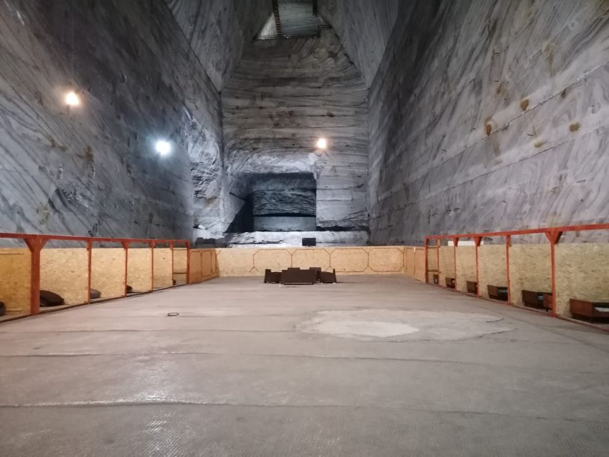 Muddy Volcanoes and Salt Mine Private Tour - What the private format changes
