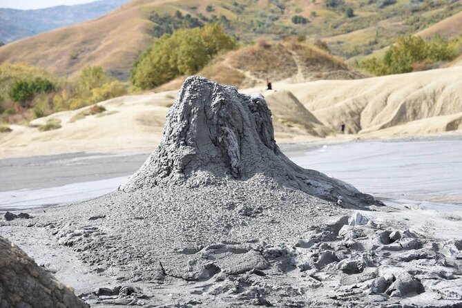 Muddy Volcanoes & Salt Mine - Private Tour - Weather can change the plan