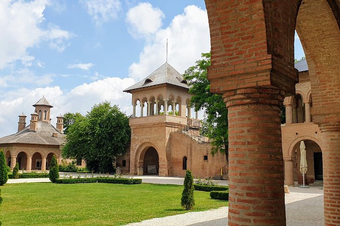 Mystical Monasteries, Dracula's Tomb and Mogosoaia Lake Palace - Private Tour - Snagov Monastery and the Dracula connection