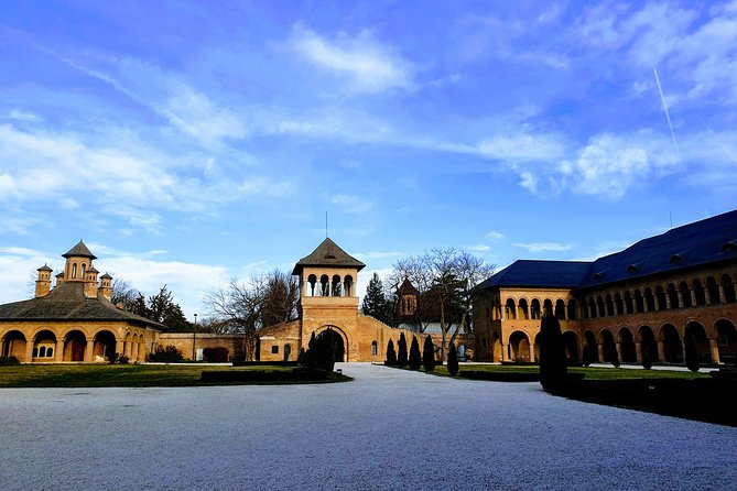 Mystical Monasteries, Dracula's Tomb and Mogosoaia Lake Palace - Private Tour - Timing, weather and seasonal limits