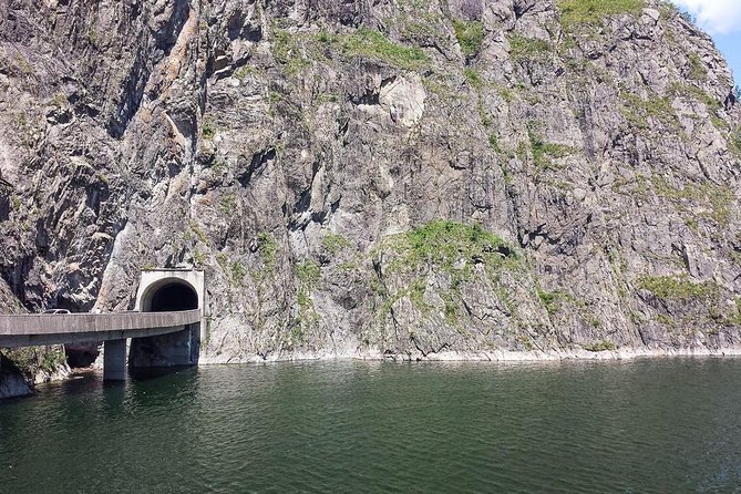 One day tour Transfagarasan road , Balea waterfall, Balea lake - Balea Waterfall and the seasonal route to the lake