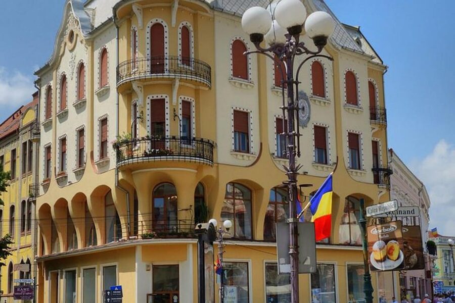Oradea city tour - Black Eagle Palace and the character of Secession