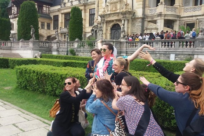 Peles & Cantacuzino Castles: Gourmet Wine & Cultural Day trip - Who should book this day