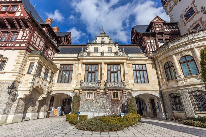 Peles Castle, Dracula's Castle and Medieval Town of Brasov in one day - Peles Castle: Romania’s royal showpiece