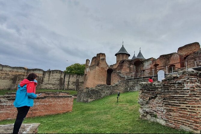 Princely Court of Târgoviște and Curtea de Argeș Monastery - Golești Museum and the old boyar estate