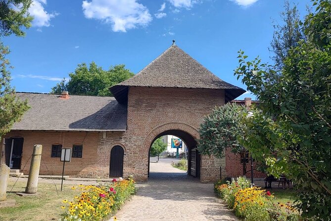Princely Court of Târgoviște and Curtea de Argeș Monastery - Curtea de Argeș Monastery and five centuries of faith