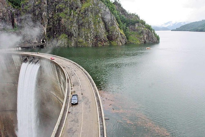 Private Day Trip True Castles of Vlad Dracula and Transfagarasan Road - What the private vehicle adds