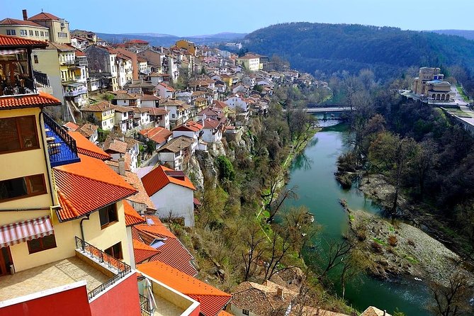 Private Daytrip to Buzludzha Monument and Veliko Tarnovo - The private format and what it changes