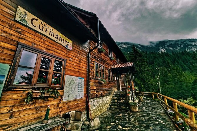 Private Full-Day Hiking Tour in Piatra Craiului National Park - Six hours among limestone ridges and mountain paths
