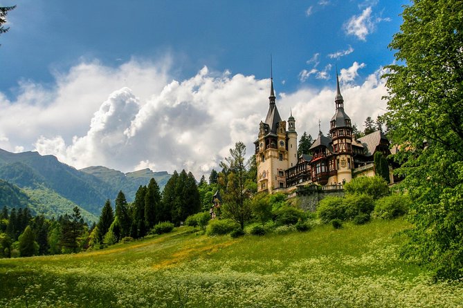 Private Full Day Trip to Peles & Bran (Dracula’s) Castles &Brasov - Brasov’s old center and the Saxon legacy