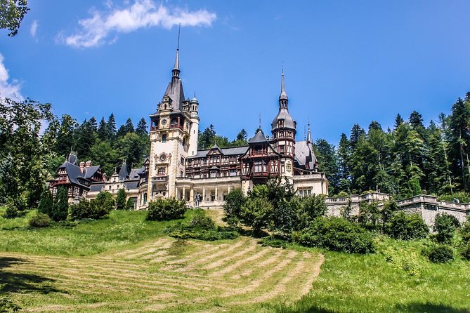 Private Guided Tour of Peles Castle and Bran Castle from Bucharest - Bran Castle and the Dracula story